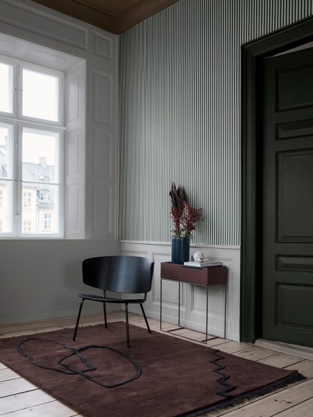tapetai-fermliving-Thin-Lines-Wallpaper-Green-Off-White-534-interjere
